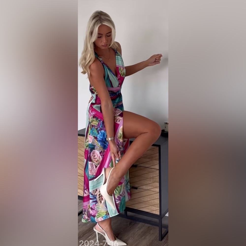 NEW ZARA Multicolor Tropical Print Dress size S
🚨NO DISCOUNT - Picture 4 of 7
